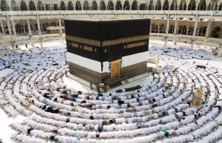 10 Nights 3 Star August Umrah Package 2026