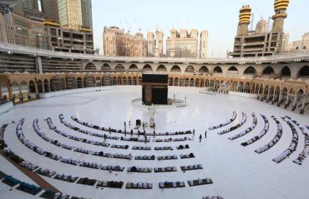 10 Nights 3 Star February Umrah Package 2026