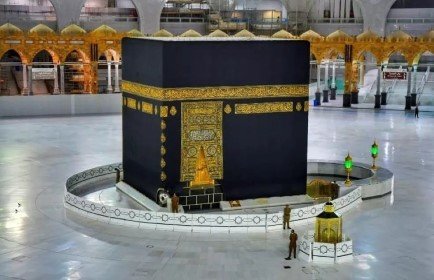 10 Nights 3 Star May Umrah Package 2026