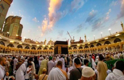10 Nights 4 Star Nelson Umrah Packages 2025