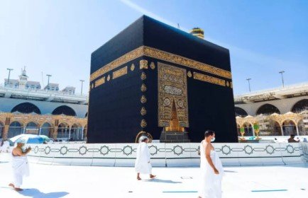 10 Nights 5 Star May Umrah Package 2026