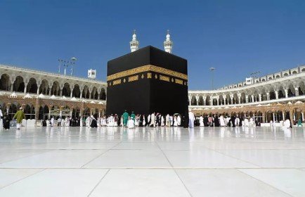14 Nights 3 Star November Umrah Package 2025