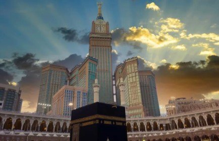 14 Nights 4 Star August Umrah Package 2026