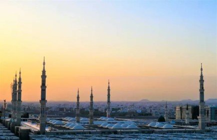 14 Nights 5 Star London Umrah Packages 2025