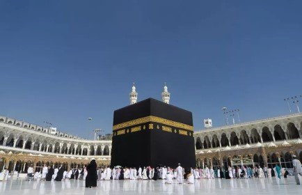 14 Nights 5 Star Manchester Umrah Packages 2026