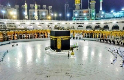 7 Nights 3 Star April Umrah Package 2026