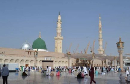 7 Nights 4 Star February Umrah Package 2026